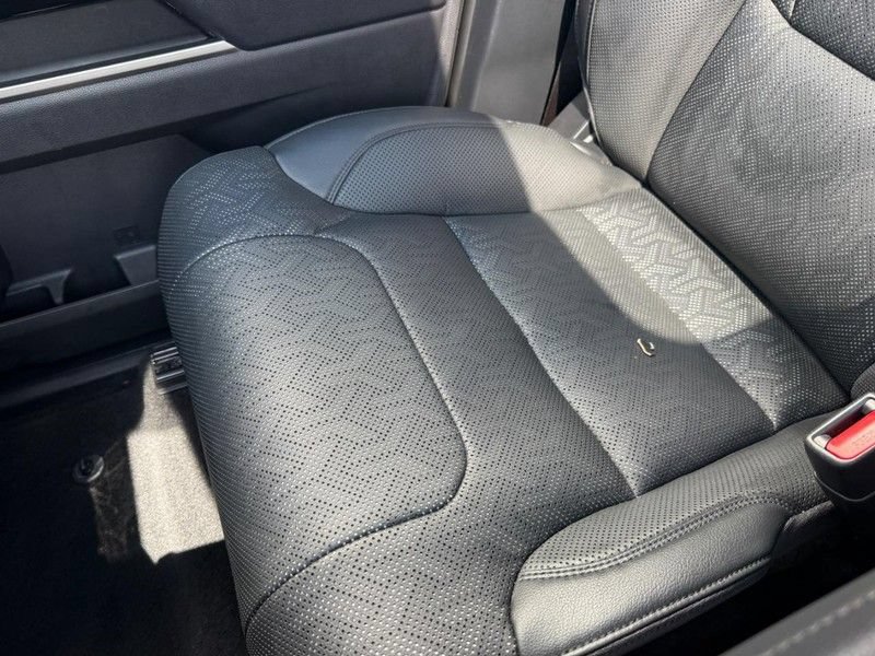 Used 2023 Toyota Tundra Limited AWD/4WD image 26