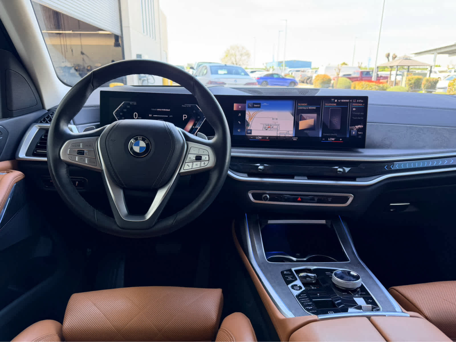 Used 2023 BMW X7 xDrive40i w/ Parking Assistance Package image 17