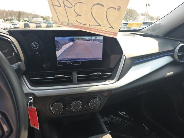 Used 2024 Chevrolet Trax LS w/ LS Convenience Package image 22