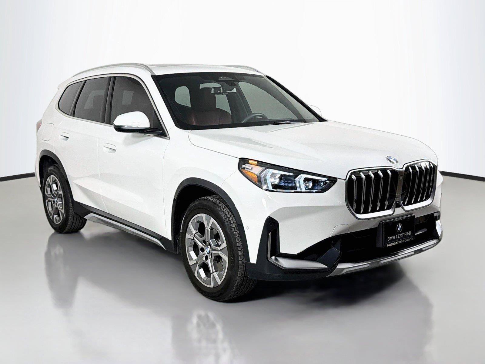 Used 2026 BMW X1 xDrive28i w/ Technology Package AWD/4WD image 4
