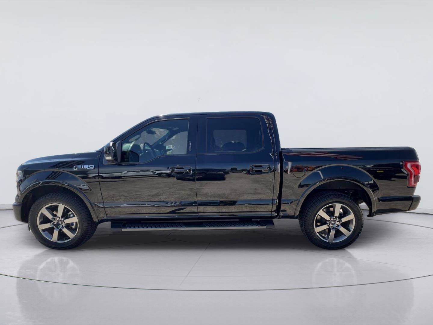Used 2017 Ford F150 Lariat RWD image 6
