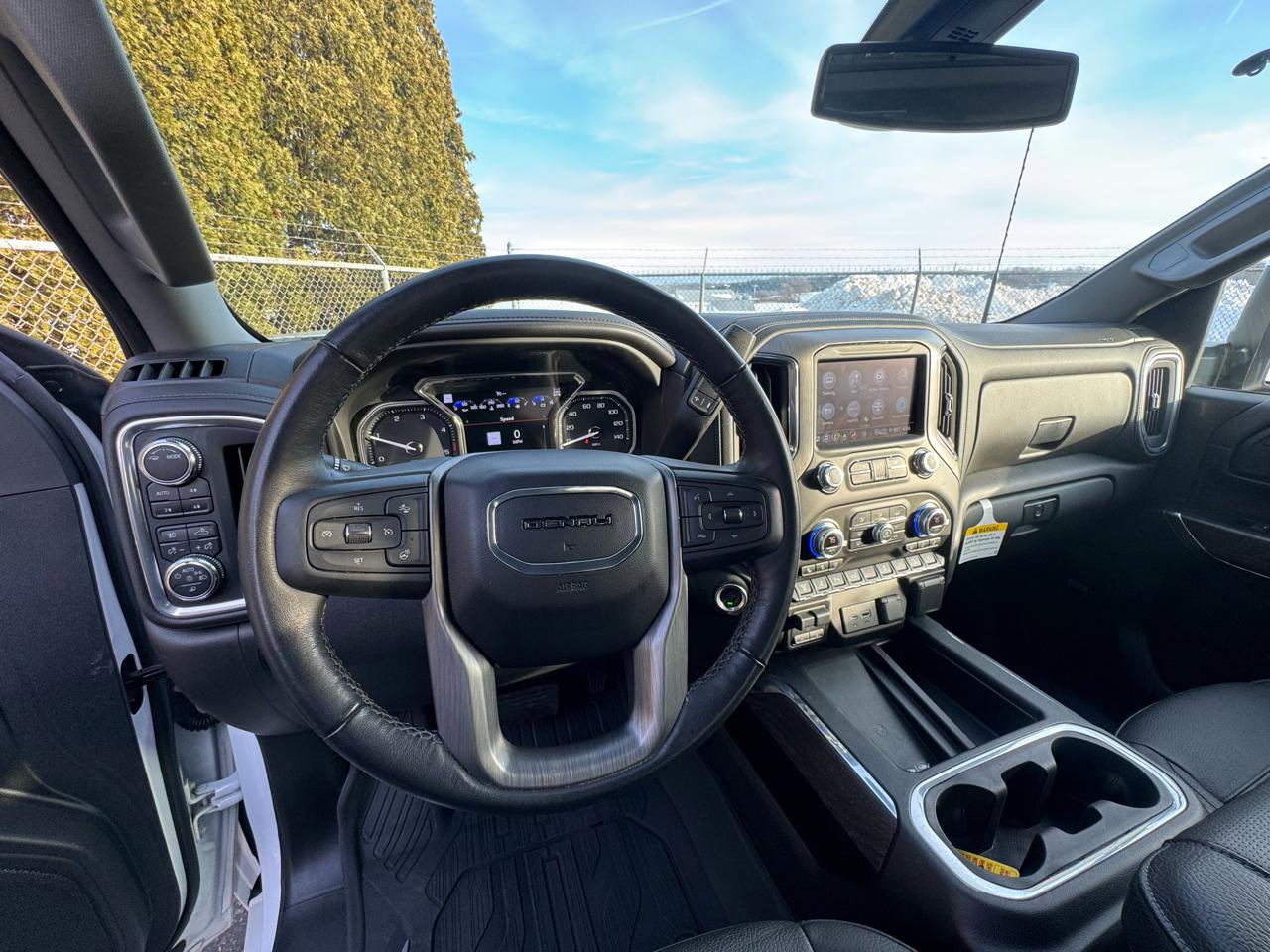 Used 2022 GMC Sierra 2500 Denali AWD/4WD image 13