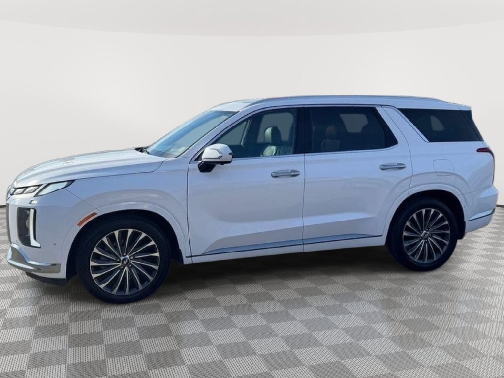 Used 2023 Hyundai Palisade Calligraphy w/ Cargo Package AWD/4WD image 6