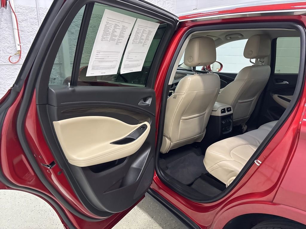 Used 2019 Buick Envision Essence image 28