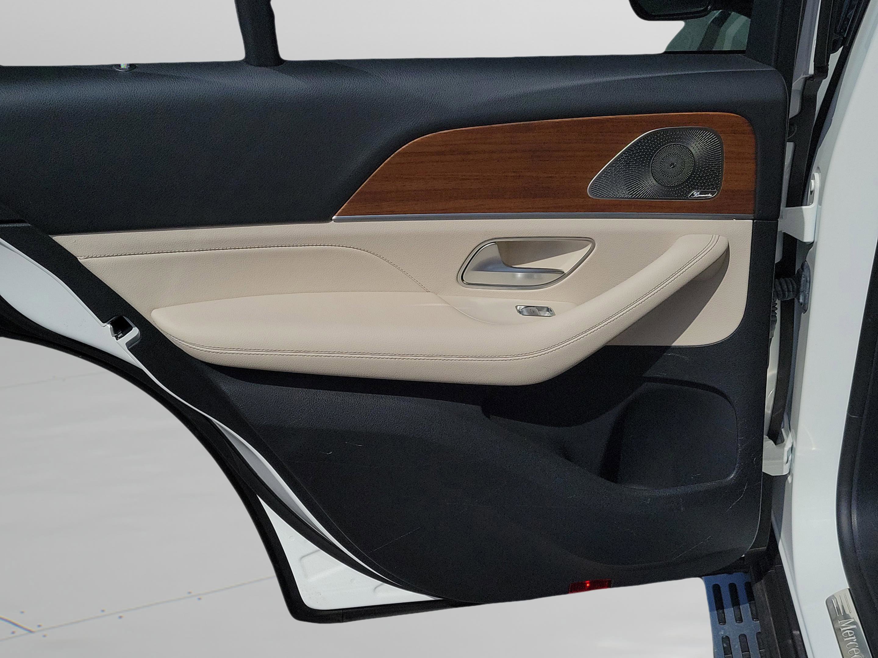 Used 2023 Mercedes-Benz GLE 350 4MATIC image 6