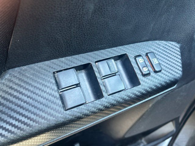 Used 2015 Toyota RAV4 LE AWD/4WD image 18