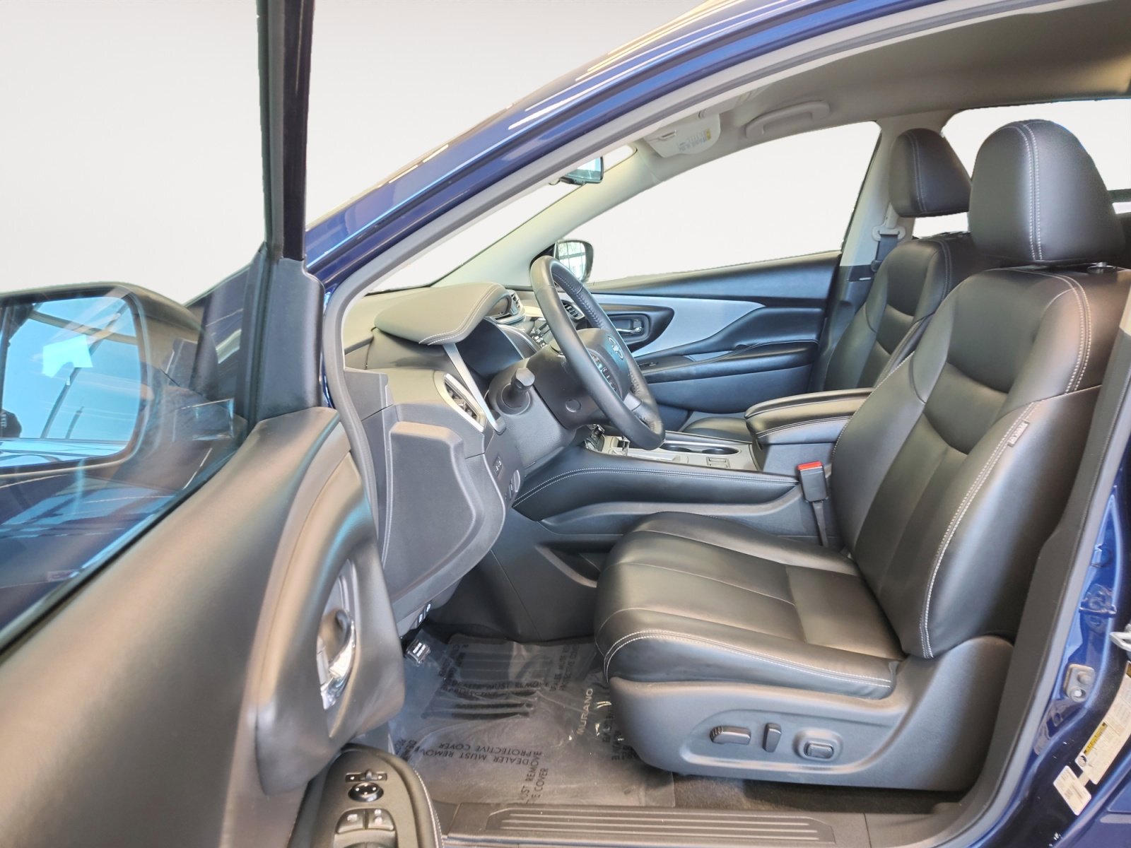 Used 2023 Nissan Murano SV image 23