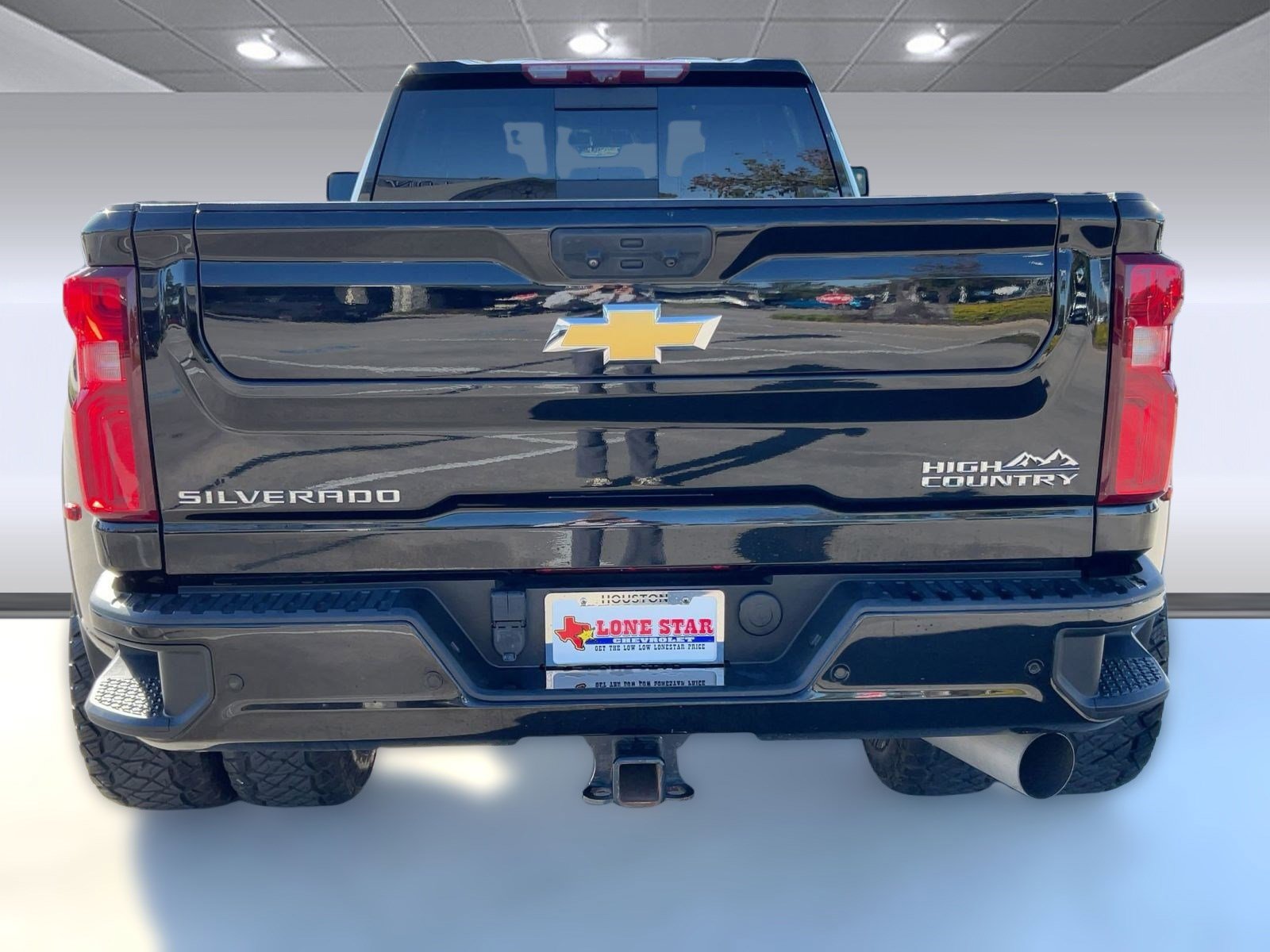 Used 2023 Chevrolet Silverado 3500 High Country image 9