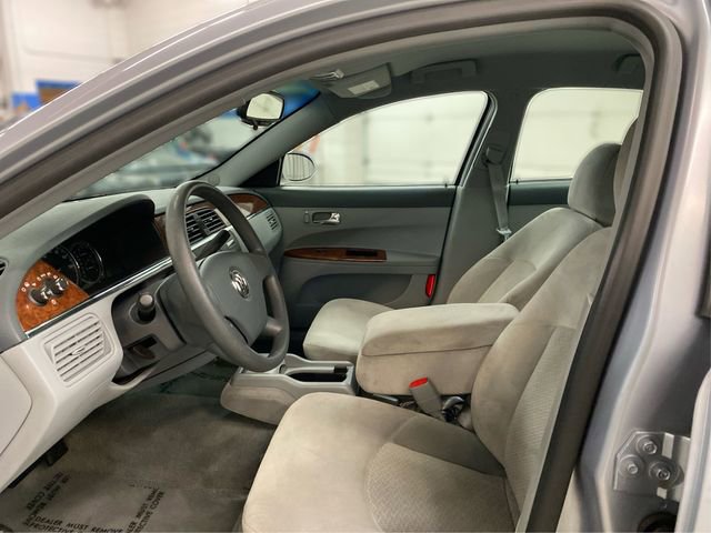 Used 2005 Buick LaCrosse CX image 9