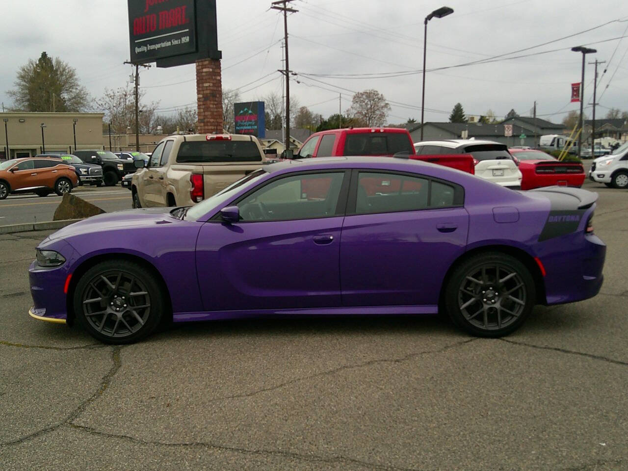 Used 2018 Dodge Charger R/T image 5