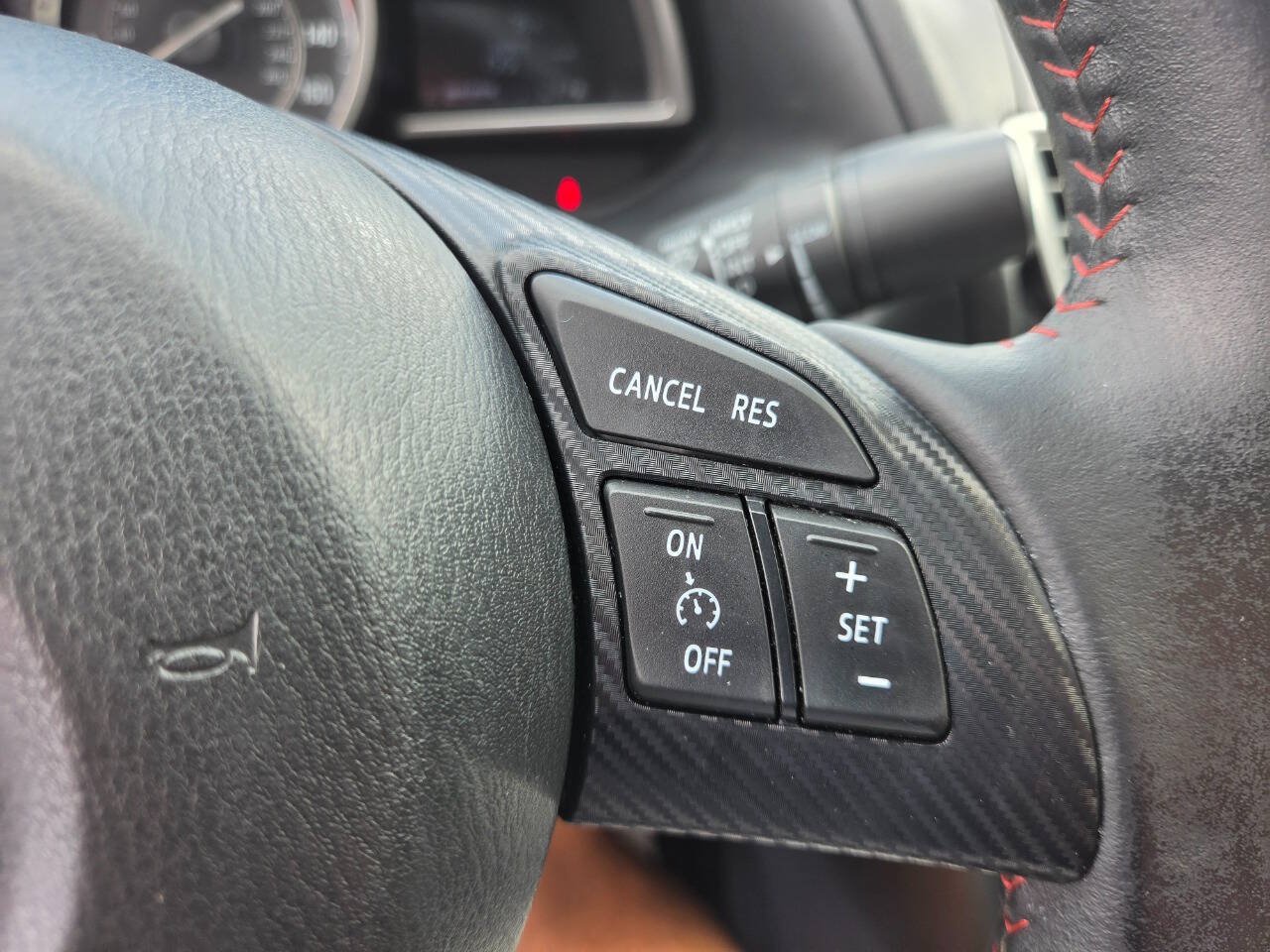 Used 2015 MAZDA MAZDA3 i Grand Touring FWD image 17