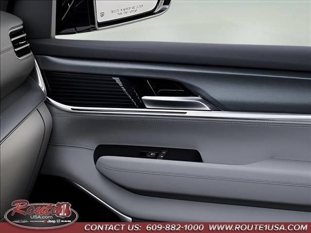 New 2026 Jeep Grand Wagoneer L 4WD w/ Premium Group I image 26