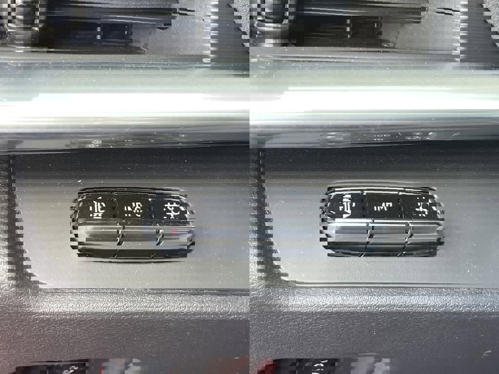 Certified 2023 Chevrolet Corvette Stingray Preferred Conv w/ 2LT image 22