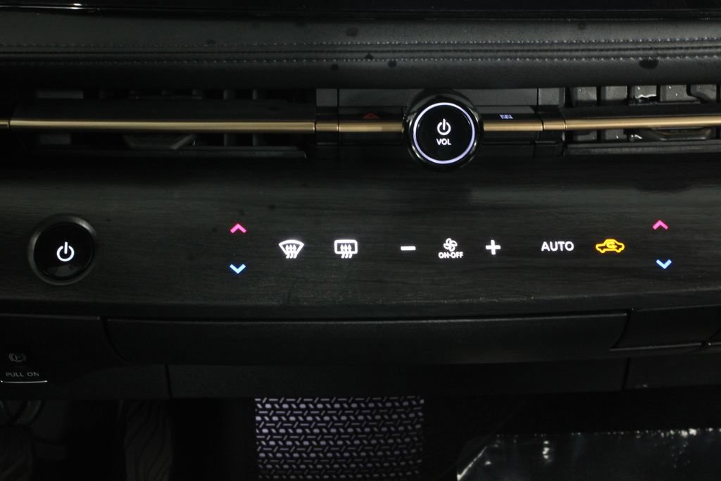 Certified 2023 Nissan Ariya AWD image 21