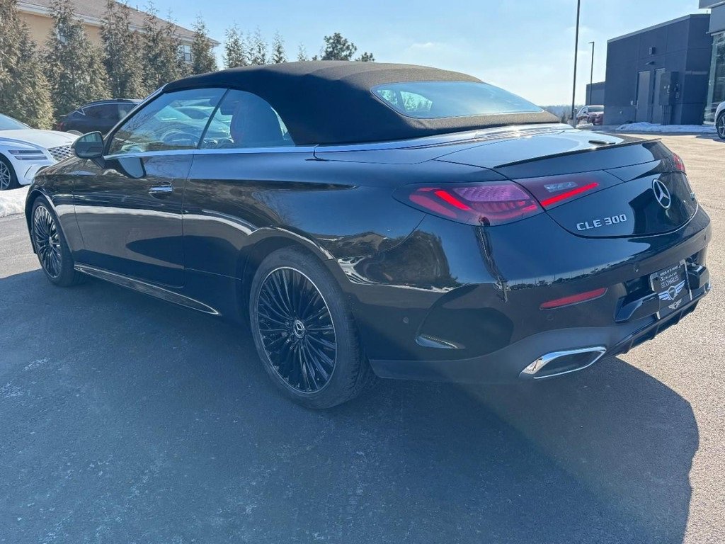 Used 2024 Mercedes-Benz CLE 300 4MATIC Cabriolet image 5
