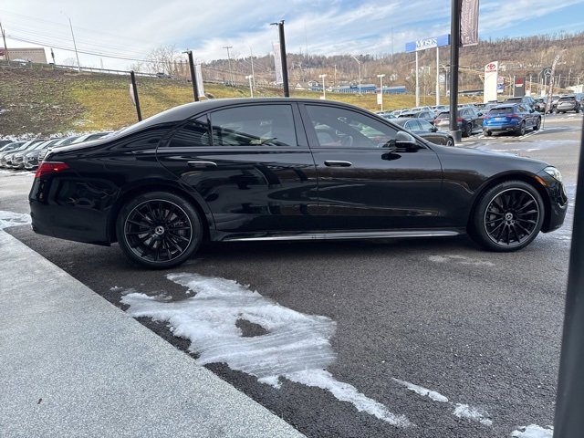 Certified 2025 Mercedes-Benz S 580 4MATIC Sedan image 5
