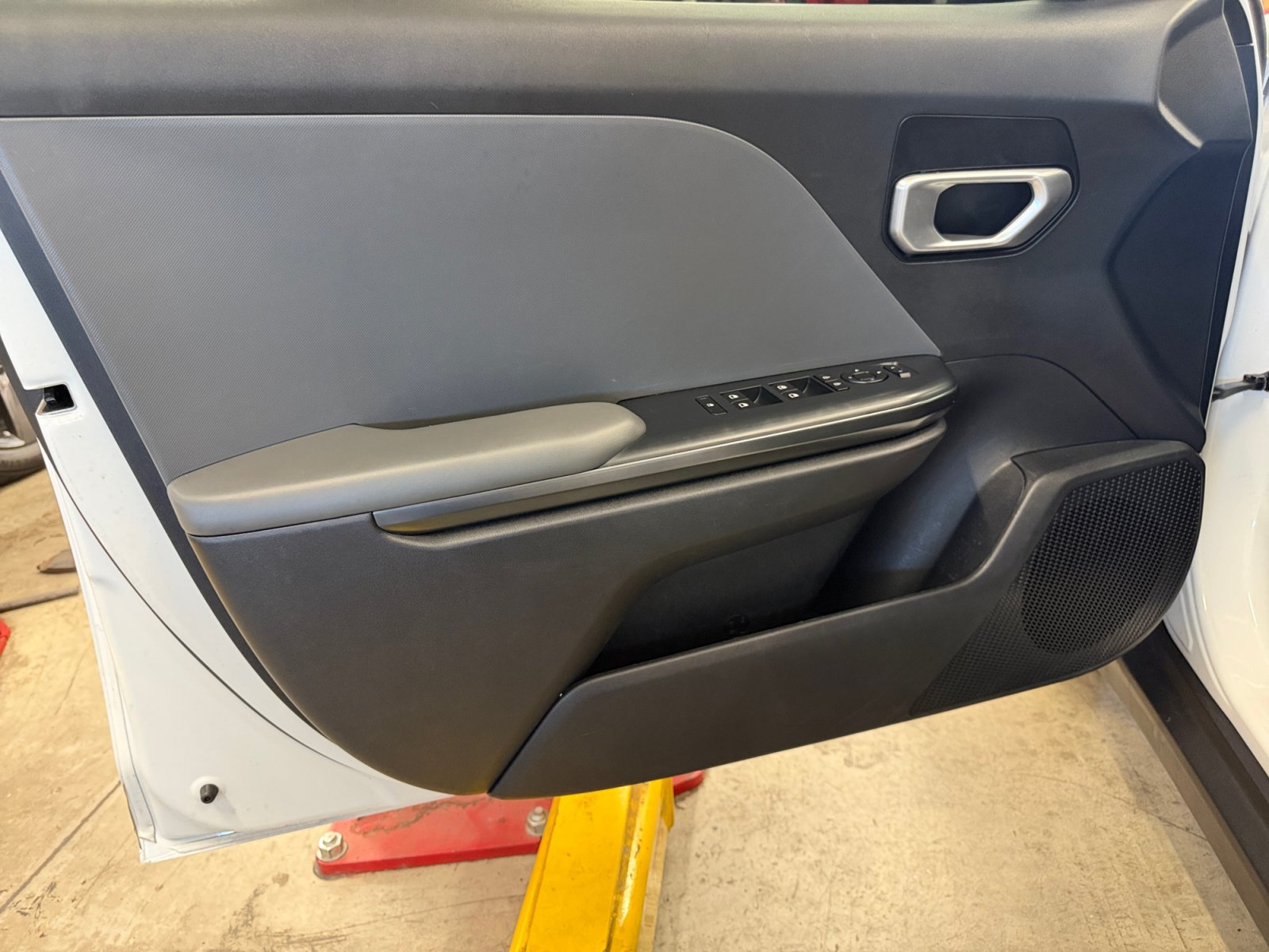 Used 2025 Kia K4 FWD image 26
