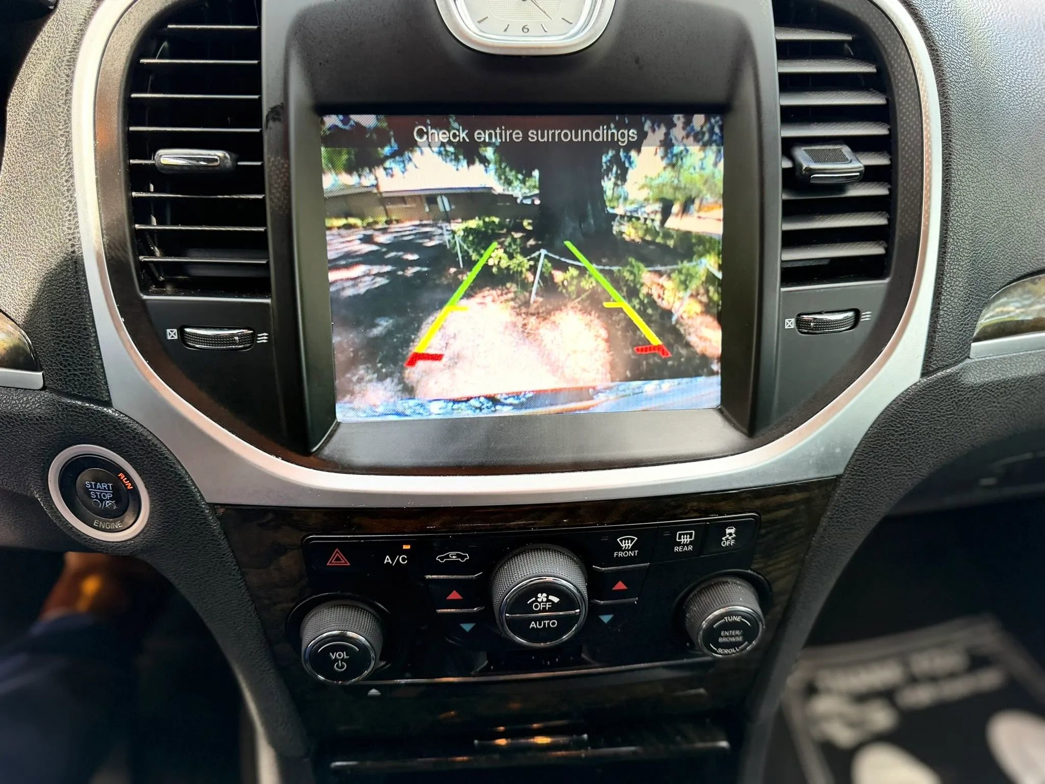 Used 2012 Chrysler 300 C AWD/4WD image 9