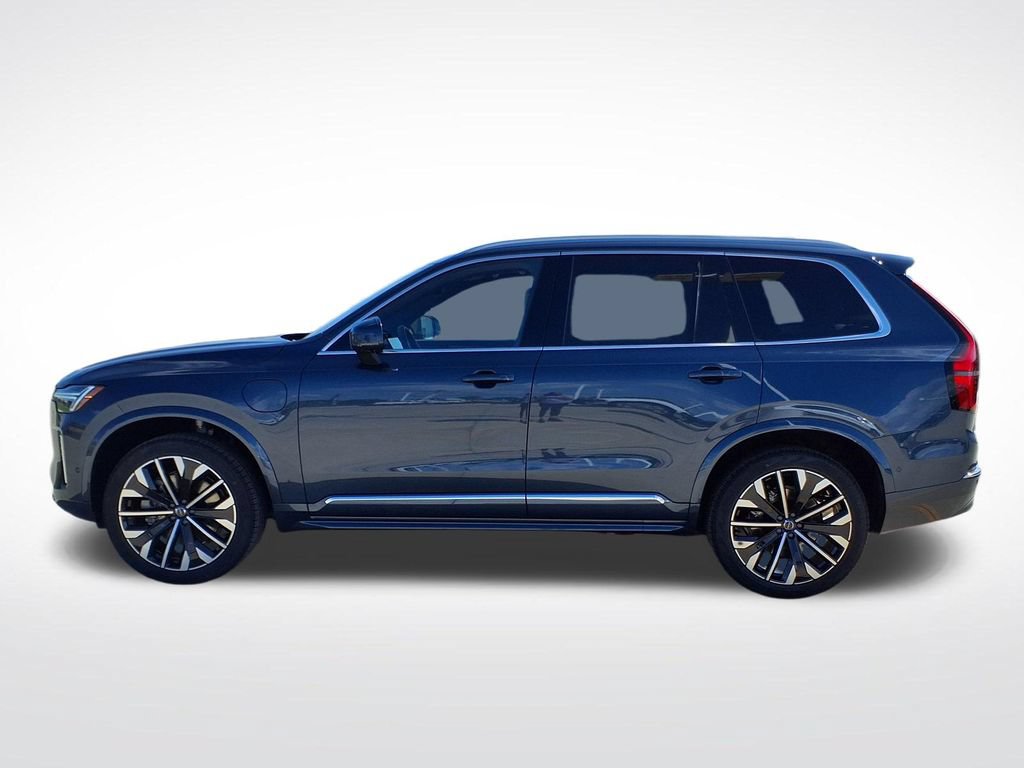 New 2026 Volvo XC90 T8 Plus w/ Protection Package Premier AWD/4WD image 4