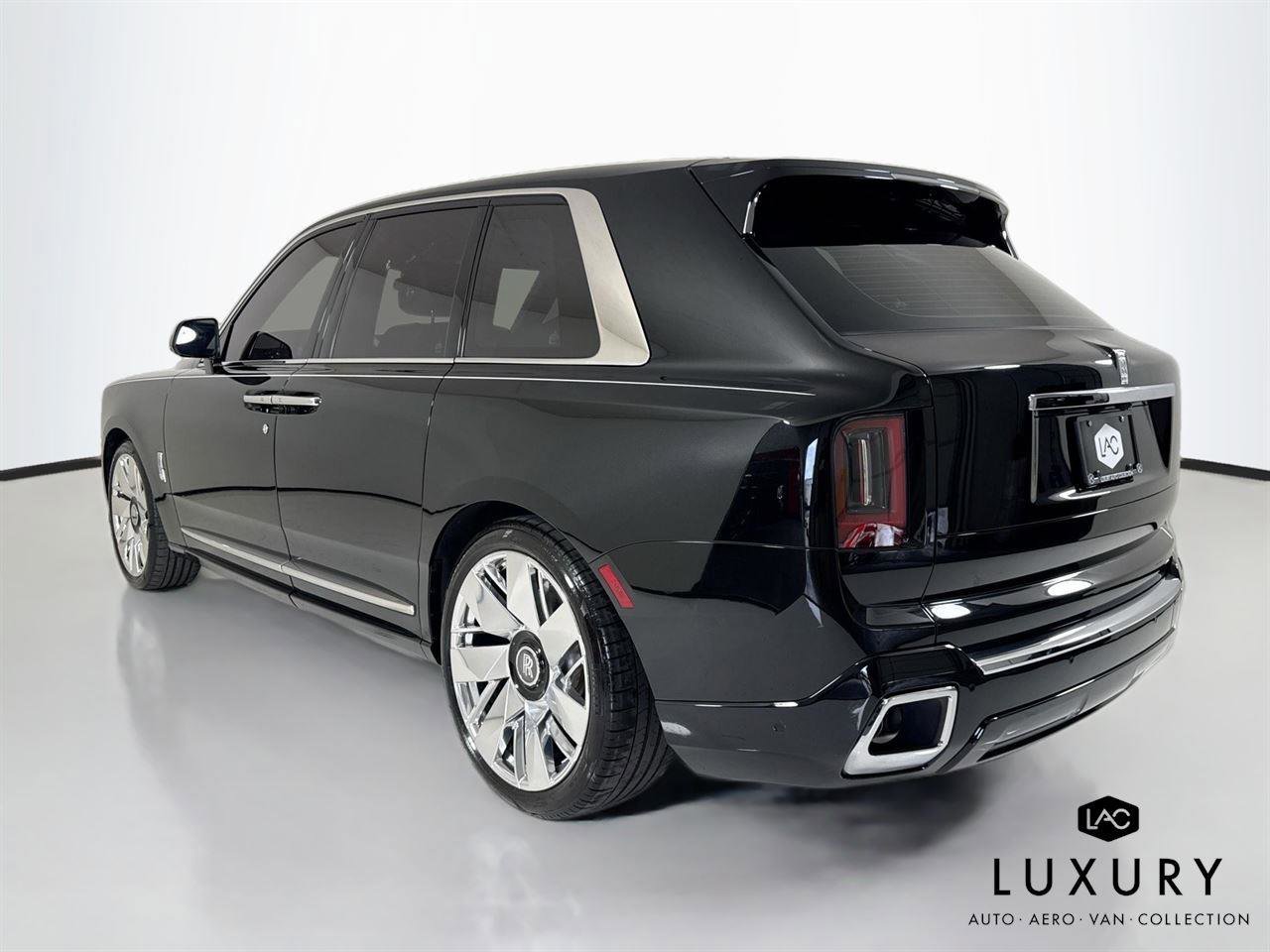 Used 2025 Rolls-Royce Cullinan AWD/4WD image 7