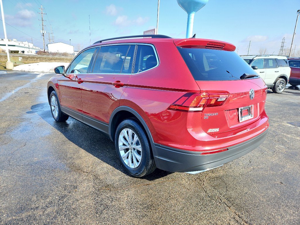 Used 2019 Volkswagen Tiguan SE image 2