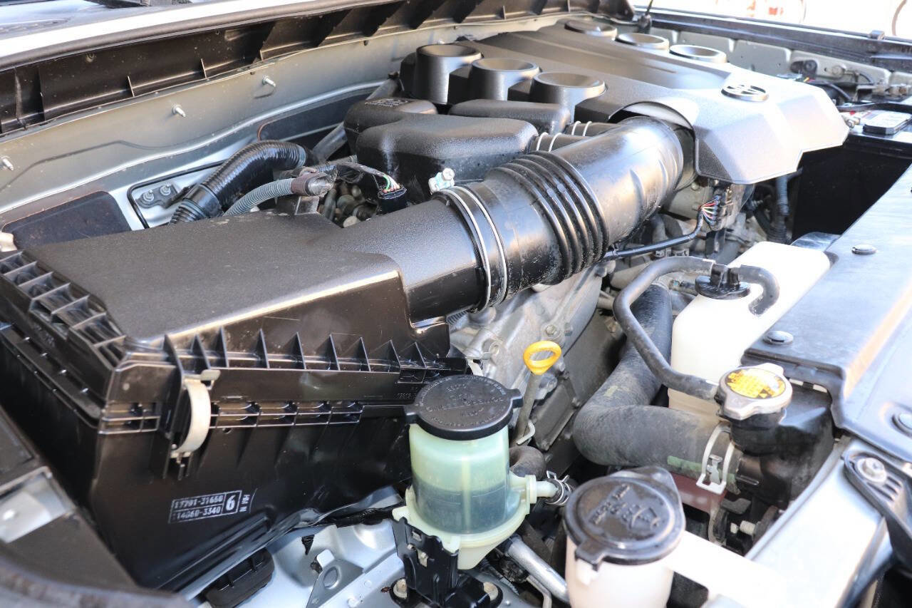 Used 2010 Toyota FJ Cruiser 4WD image 14