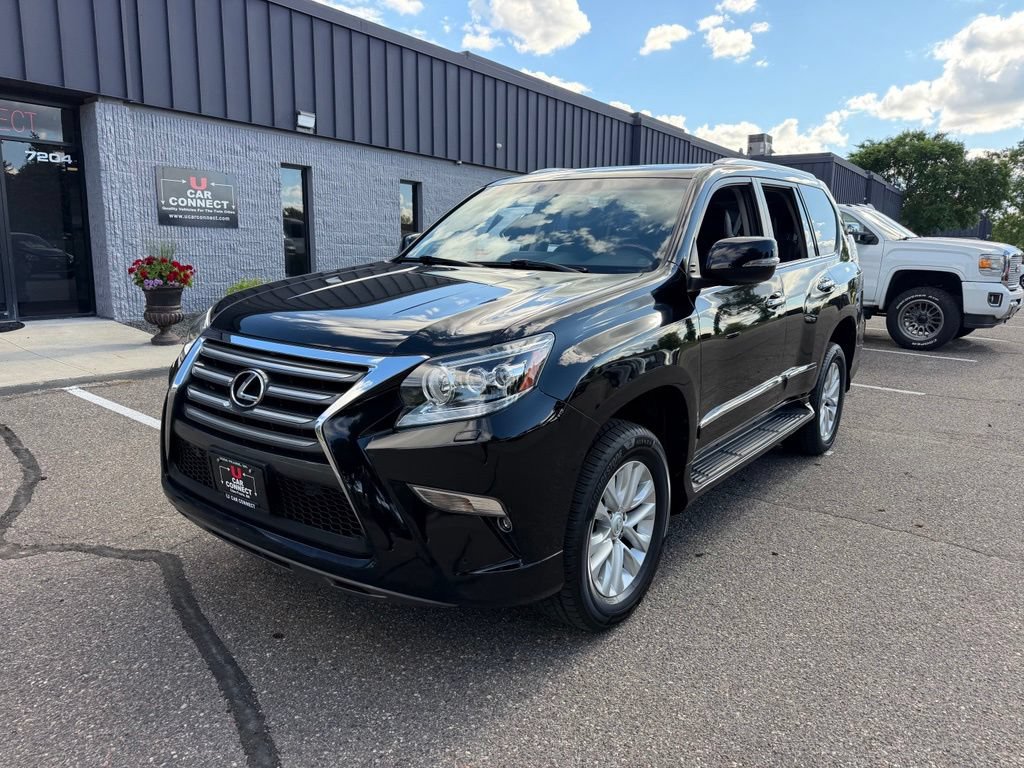 Used 2016 Lexus GX 460 w/ Premium Package AWD/4WD image 3