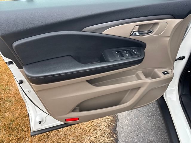 Used 2016 Honda Pilot EX image 10