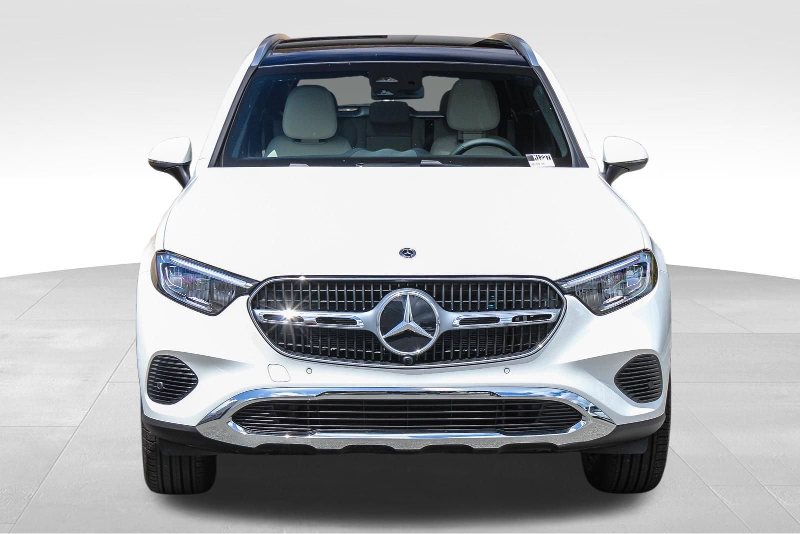 New 2026 Mercedes-Benz GLC 300 4MATIC image 2