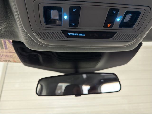 Used 2023 Ford Explorer XLT image 22