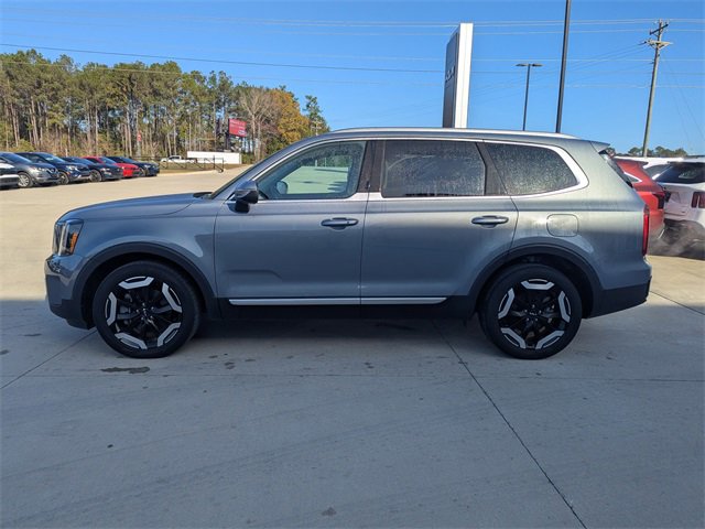 Used 2024 Kia Telluride S w/ S Sunroof Package image 6