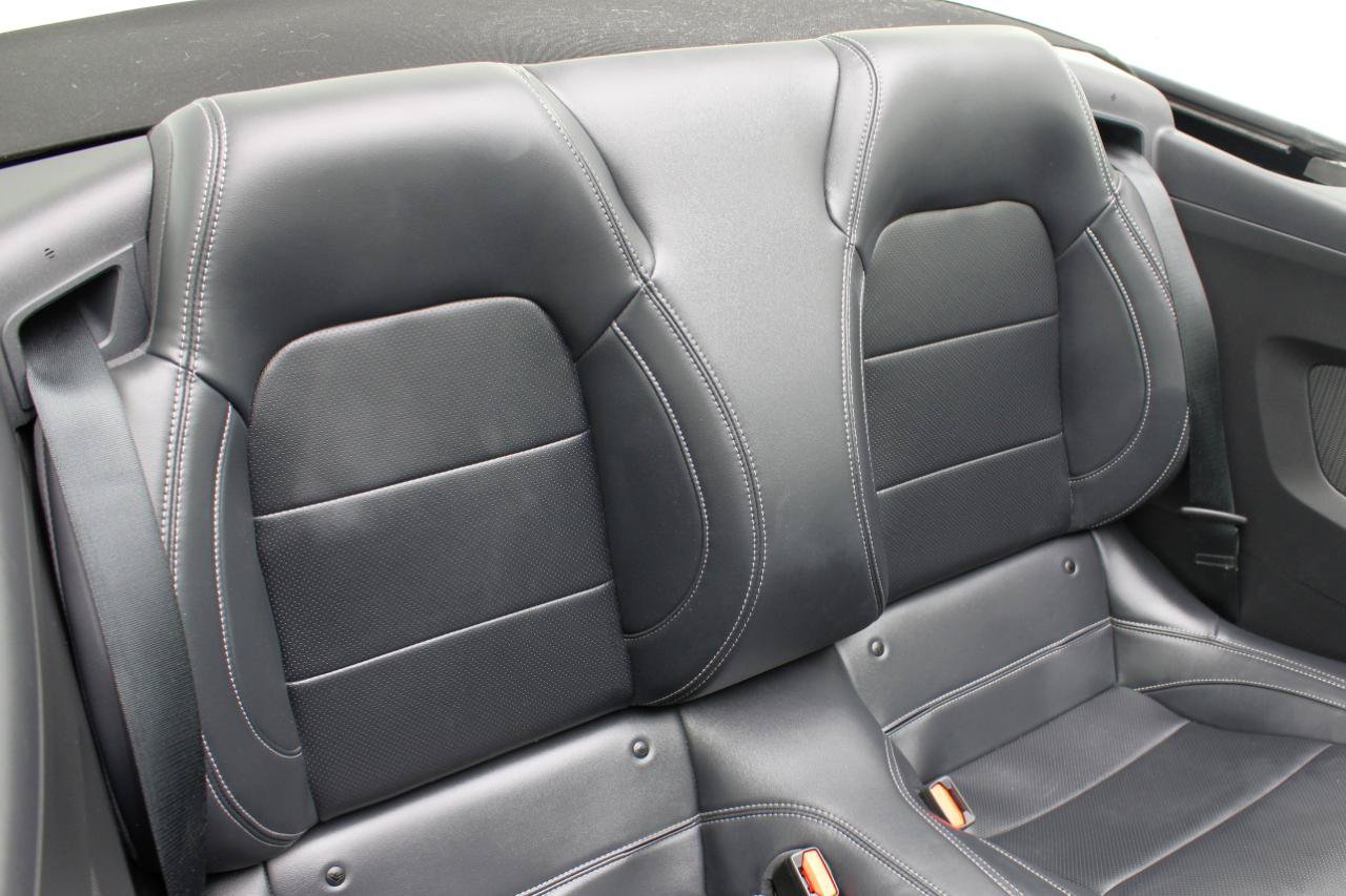 Used 2025 Ford Mustang Premium RWD image 51