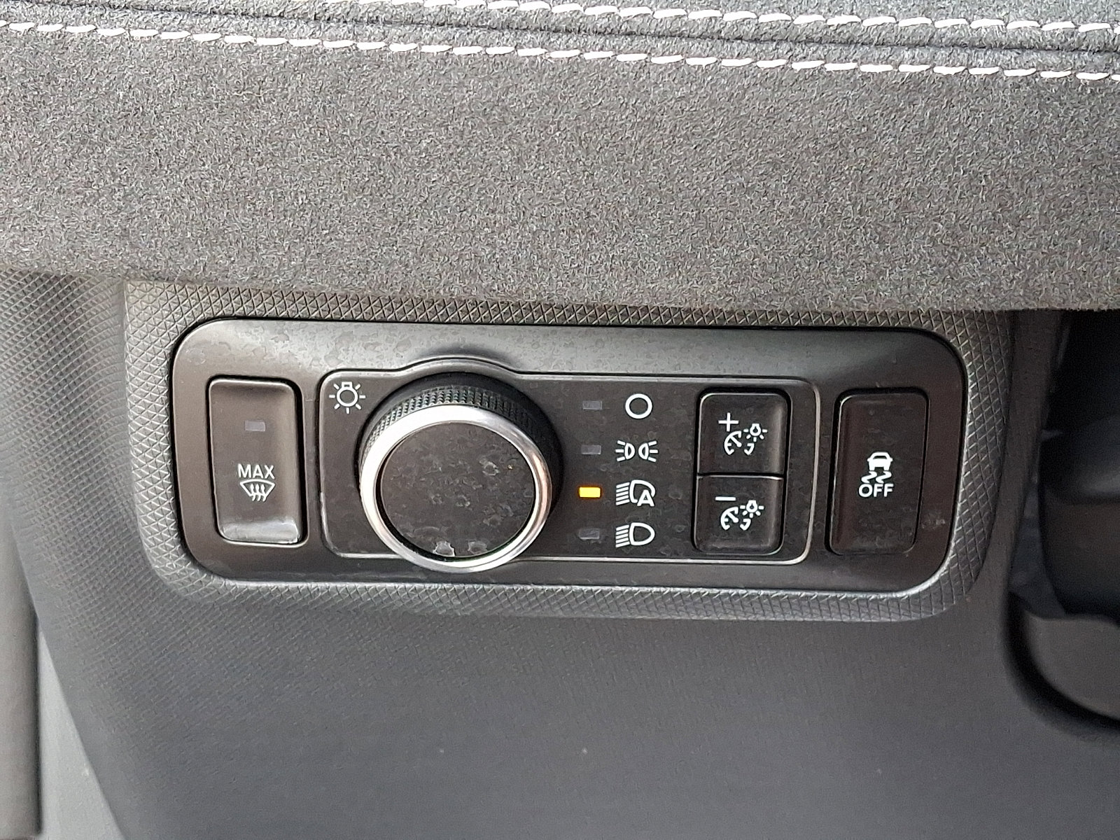 Used 2025 Ford Mustang Mach-E GT AWD/4WD image 28
