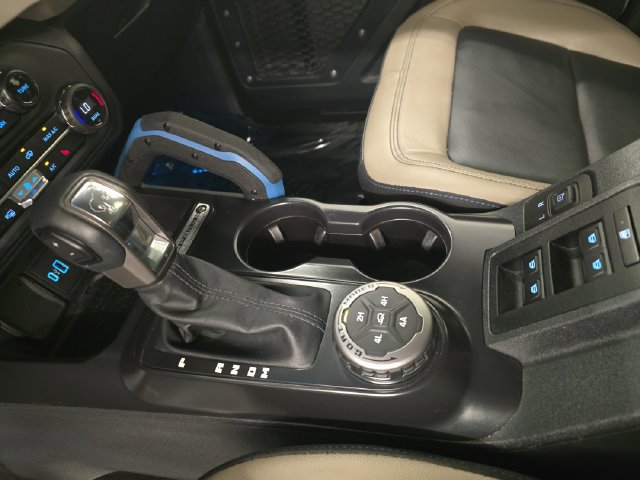 Certified 2024 Ford Bronco Wildtrak AWD/4WD image 30