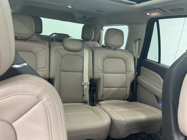 Certified 2023 Lincoln Navigator L Reserve AWD/4WD image 32