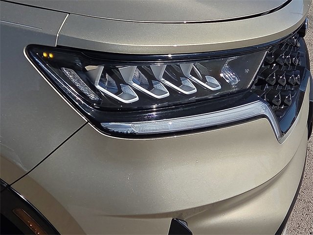 Used 2021 Kia Sorento EX image 18