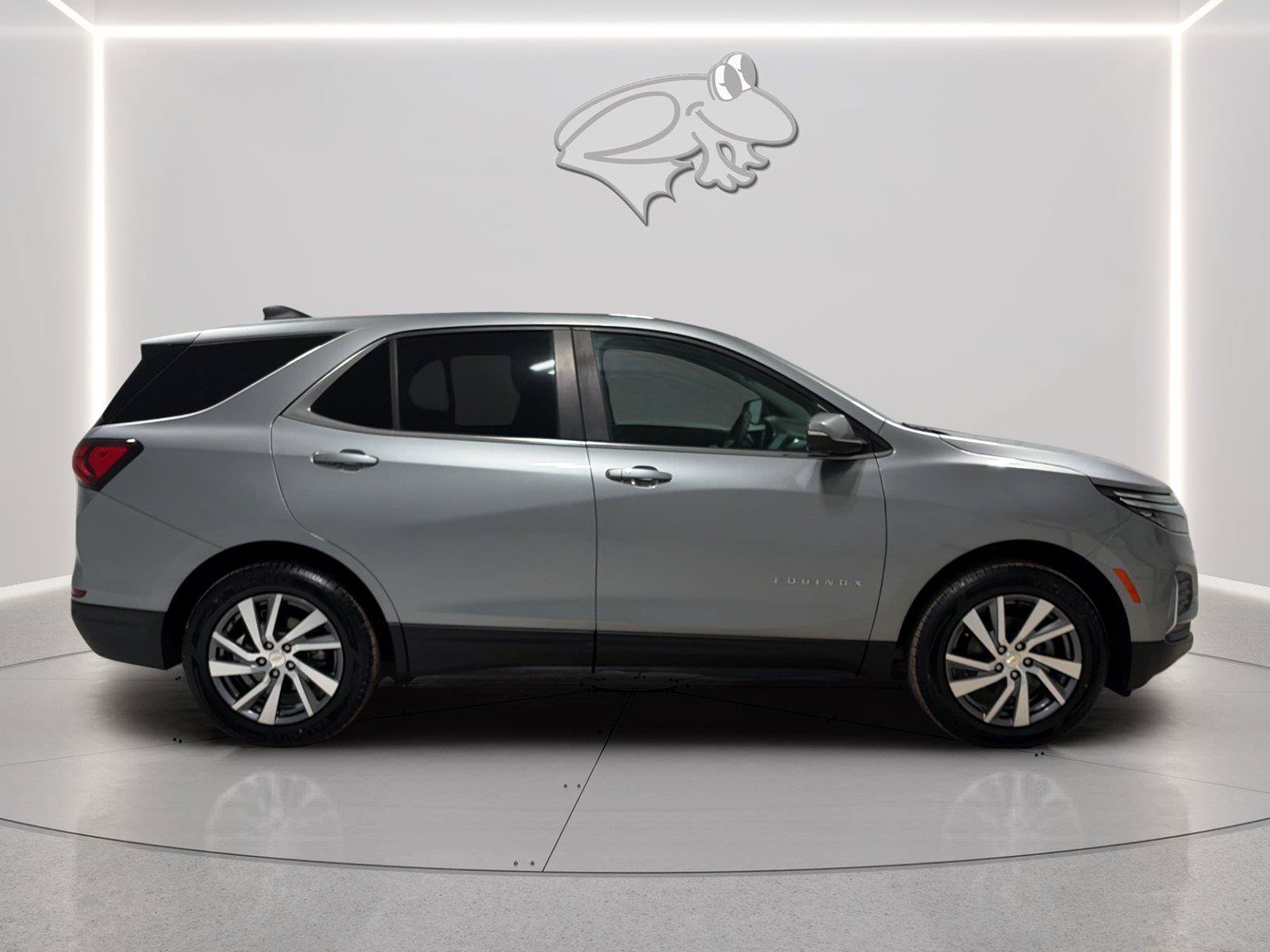 Used 2024 Chevrolet Equinox LT FWD image 6