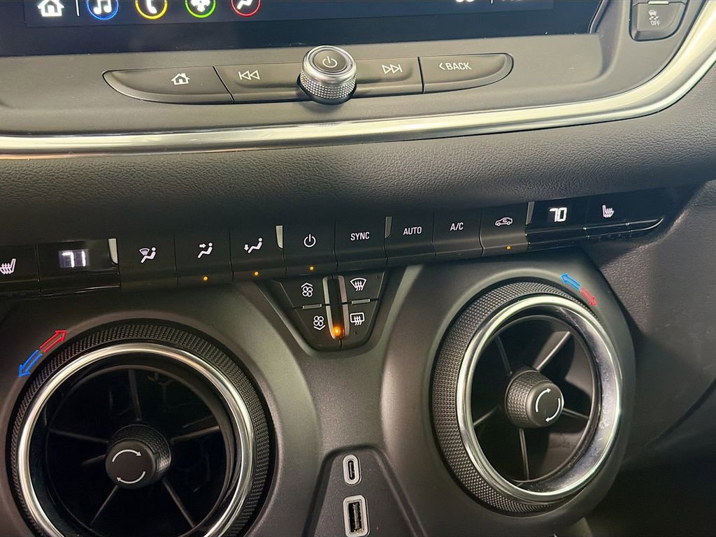 Used 2024 Chevrolet Blazer LT w/ Convenience Package image 16