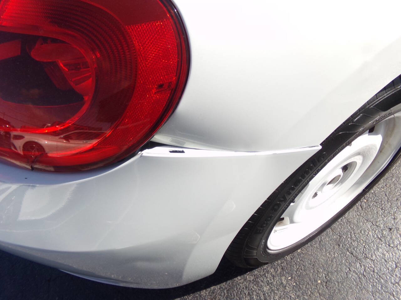 Used 2015 Volkswagen Beetle 1.8T Classic image 28