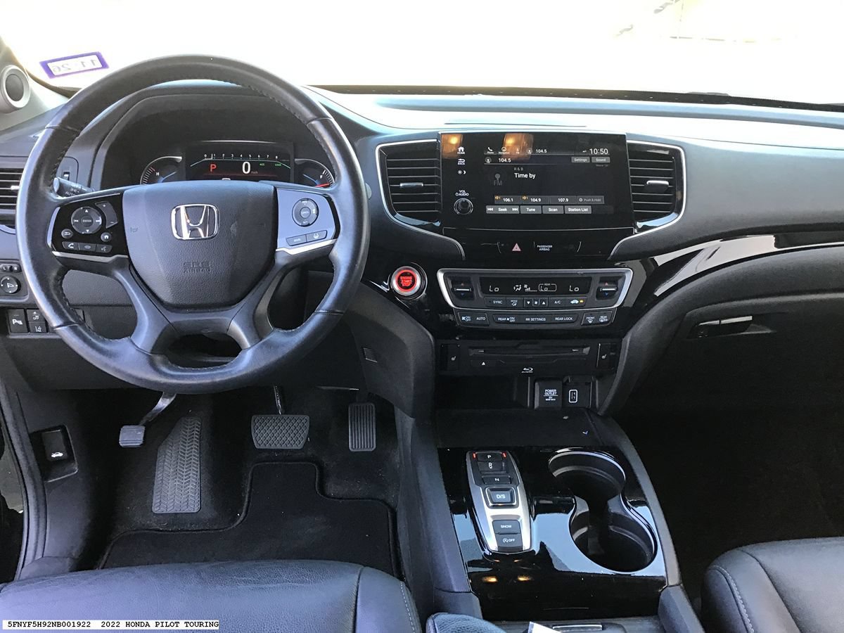 Used 2022 Honda Pilot Touring image 12