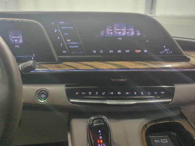 Used 2022 Cadillac Escalade Premium Luxury Platinum w/ LPO, Radiant Package image 29