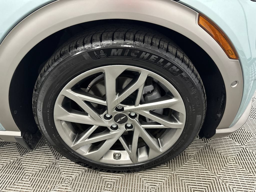 Used 2023 Genesis GV60 Advanced AWD/4WD image 13