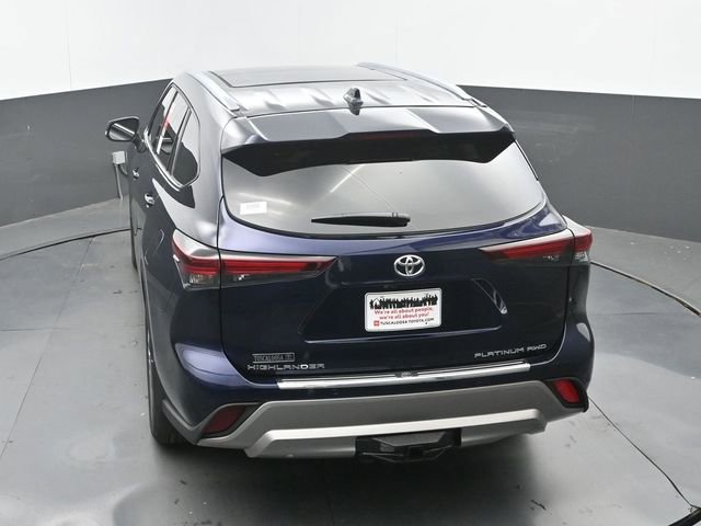 New 2026 Toyota Highlander Platinum AWD/4WD image 31