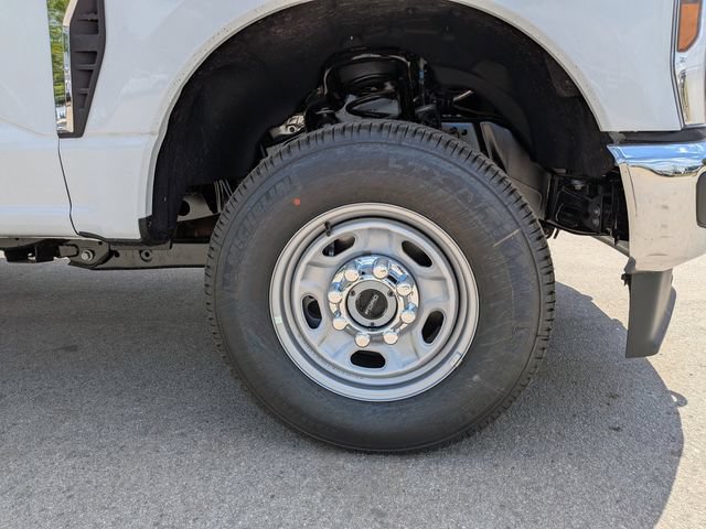 New 2026 Ford F250 XL w/ XL Chrome Package AWD/4WD image 10