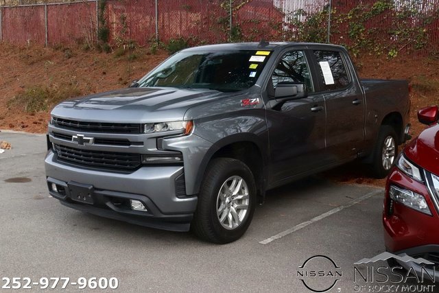 Used 2021 Chevrolet Silverado 1500 RST image 2