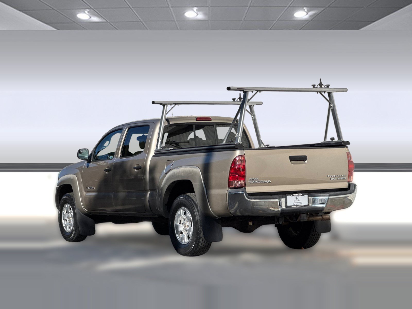 Used 2006 Toyota Tacoma PreRunner w/ SR5 Pkg #2 RWD image 3