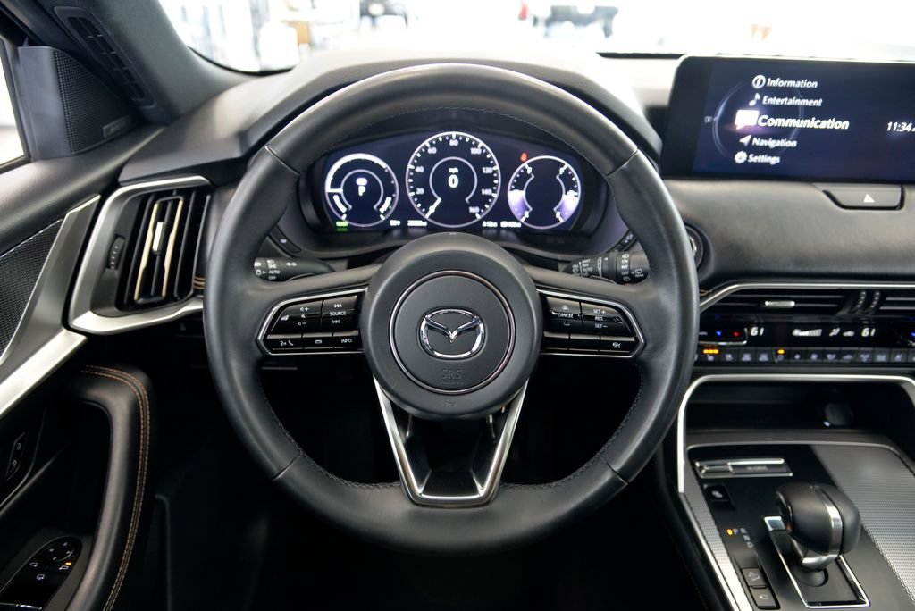Certified 2024 MAZDA CX-90 Plug-In Hybrid w/ Premium Plus AWD/4WD image 18