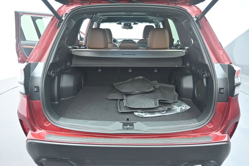 Used 2026 Subaru Forester Touring w/ Touring Package AWD/4WD image 18