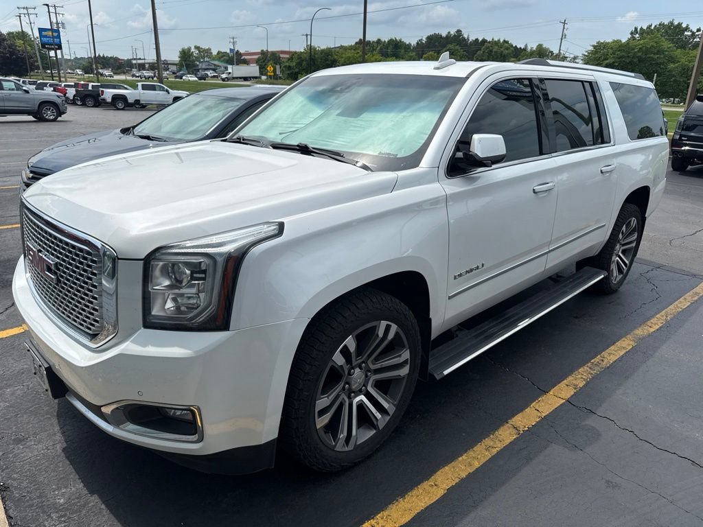 Used 2017 GMC Yukon XL Denali w/ Open Road Package AWD/4WD video 1