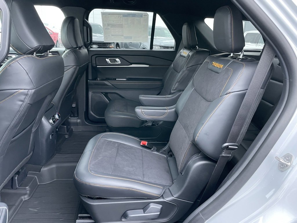 New 2026 Ford Explorer Tremor w/ Tremor Convenience Package image 8